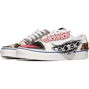 VANs Heritage DIY True Low Skateboarding Sneakers White/Blue 9.5 With Patches